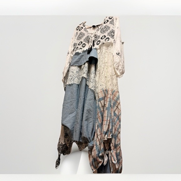 Bohemian Patchwork Dress - Picture 2 of 4